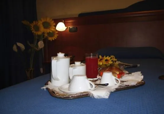 Отель Tre Stelle 3*